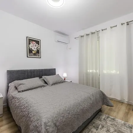 1br Near Main Square By Pikhost Appartement *