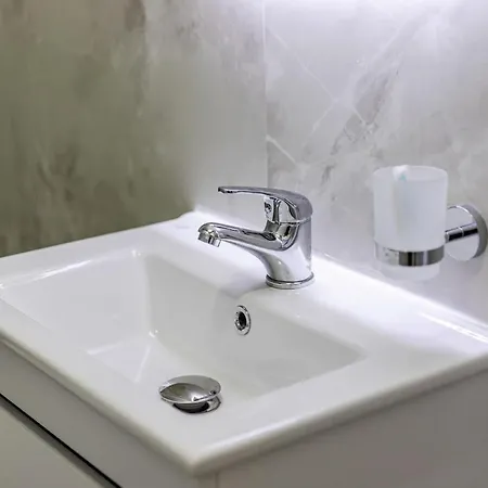 Appartement 1br Near Main Square By Pikhost
