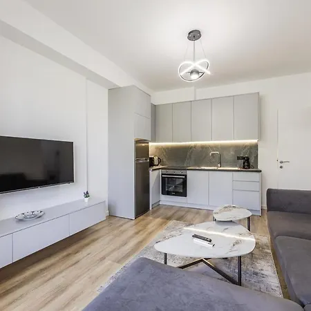 Appartement 1br Near Main Square By Pikhost Tirana