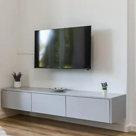 1br Near Main Square By Pikhost Appartement *
